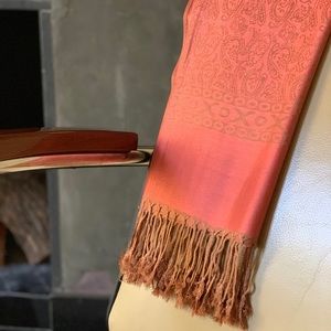 Handmade Moroccan cashmere scarves